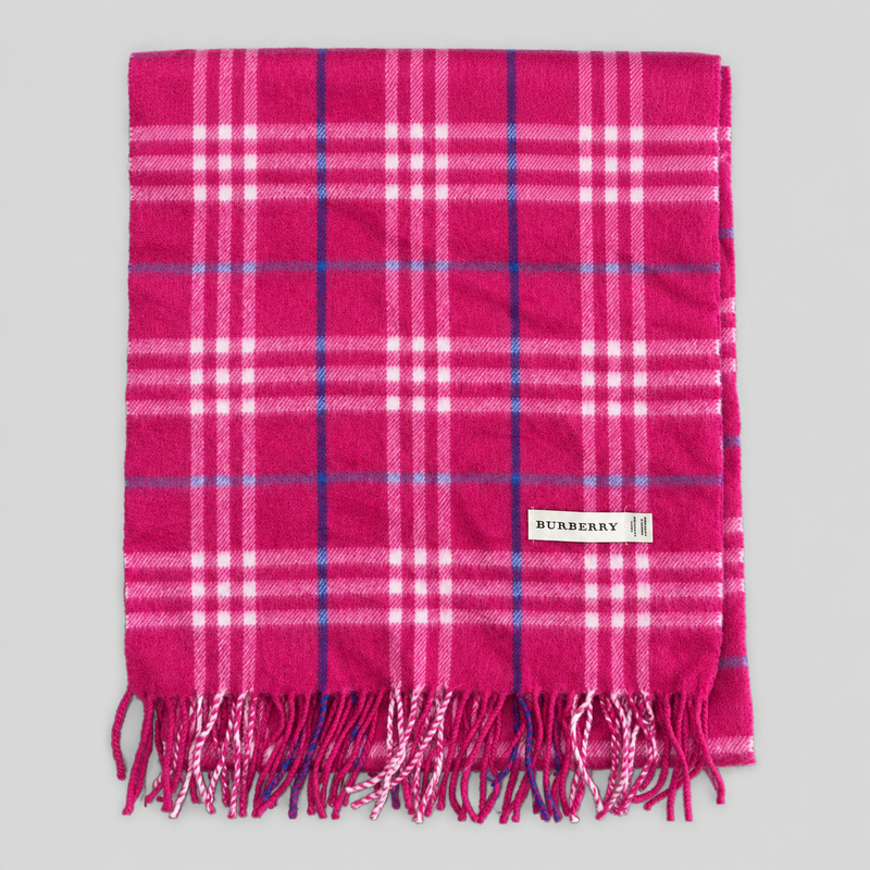 Burberry Schal waschen und pflegen: So bleibt Kaschmir schön