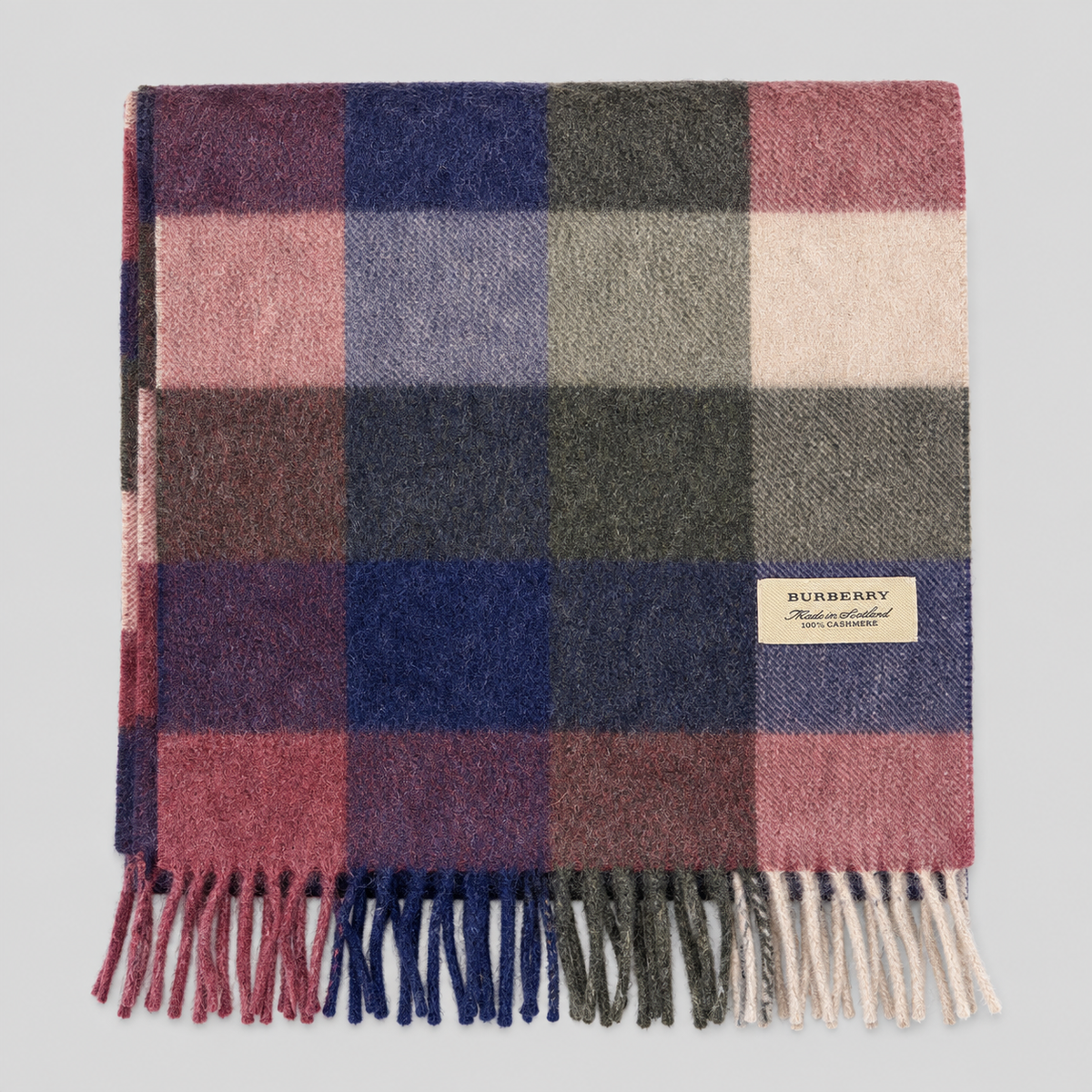 Burberry Schal Nr. 5 in Buntkaro Blau-Rot aus Kaschmir, zusammengelegt
