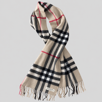 Vintage Burberry Schal Nr. 13 in Kamelbraun Karo, ganz ausgebreitet
