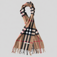 Vintage Burberry Schal Nr. 18 in Kamelbraun Karo, ganz ausgebreitet