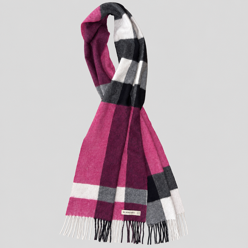 Vintage Burberry Schal Nr. 25 in Magenta Karo, ganz ausgebreitet