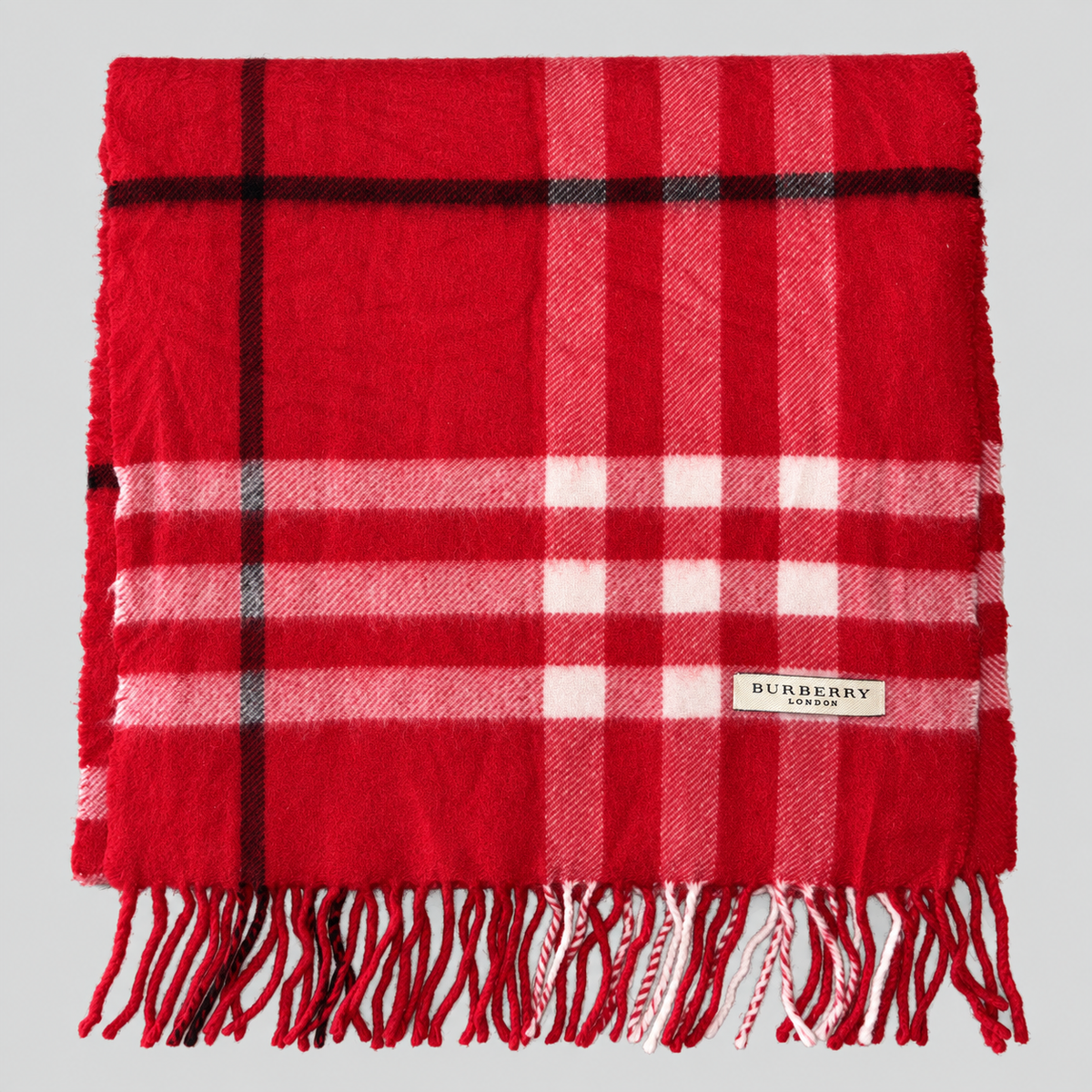 Burberry Schal Nr. 26 in Rot Karo, zusammengelegt