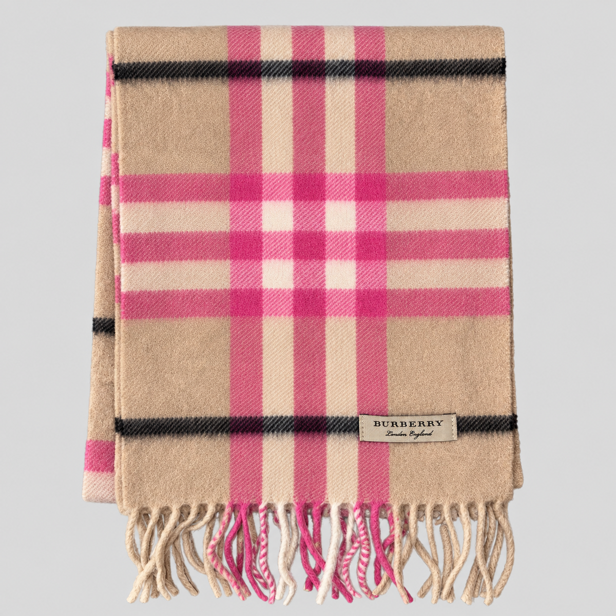 Burberry Schal Nr. 27 in Kamelbraun Karo mit Rosa, zusammengelegt